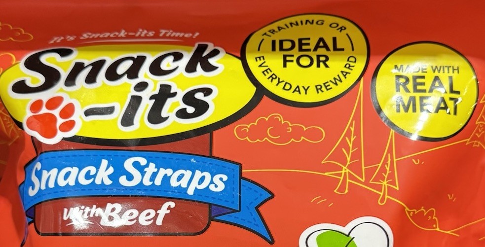 Snack-its Beef Flavoured Dog Snack Straps Treats1.35kg Australia Made Real Meat
